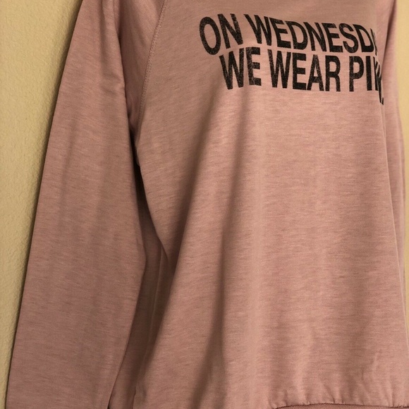 Wednesdays We Wear Pink Top Shirt Sweatshirt Saks - Picture 3 of 5